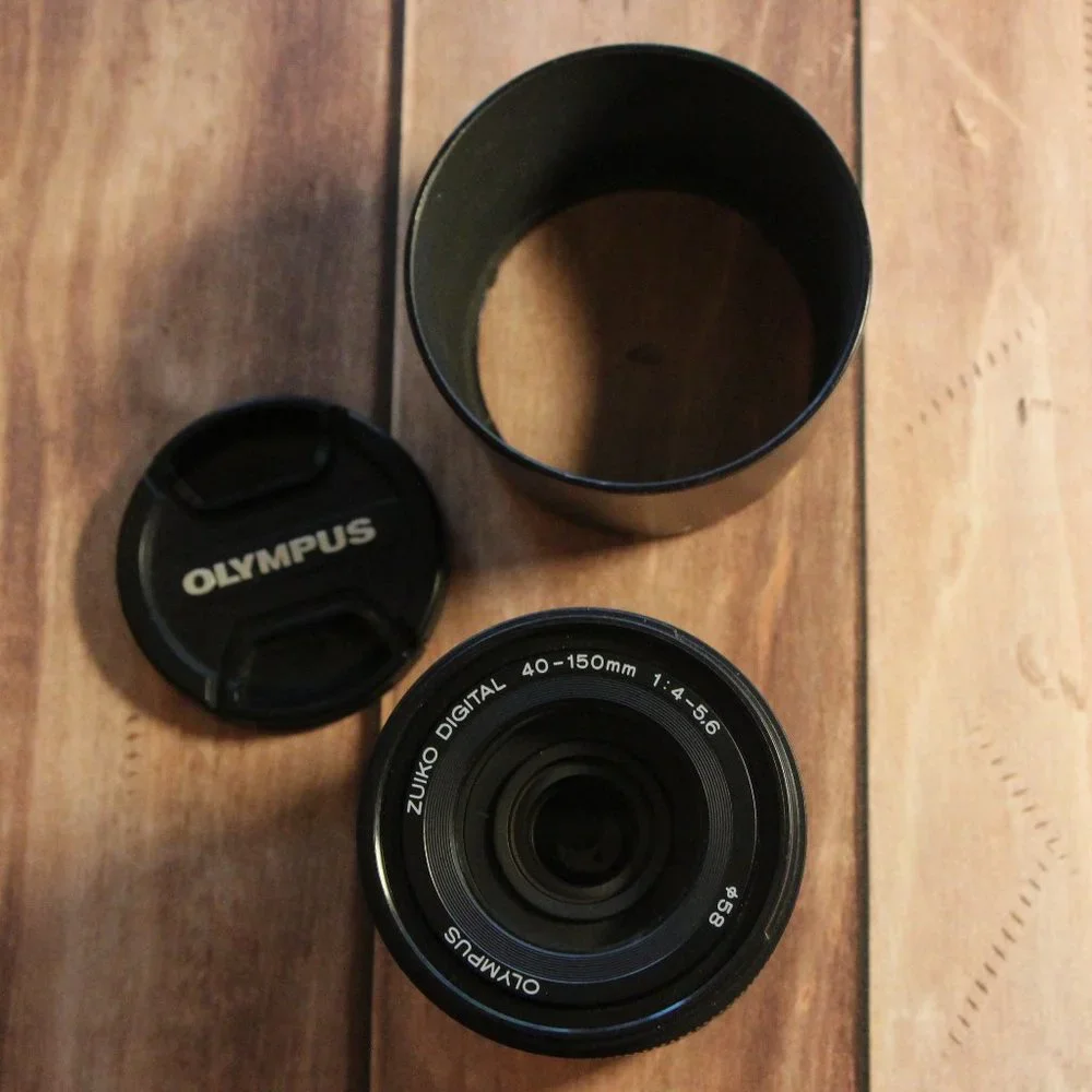 Olympus Zuiko ED 40-150mm f/4-5.6 lens